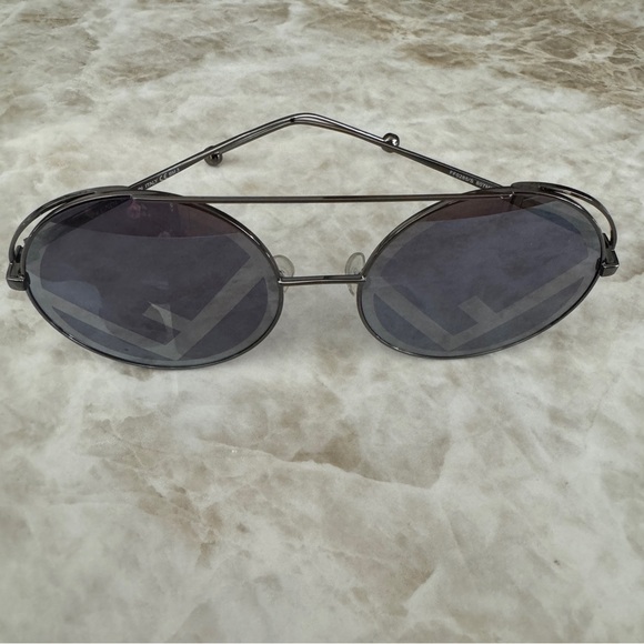 Authentic Fendi Logo Sunglasses round - Picture 4 of 12